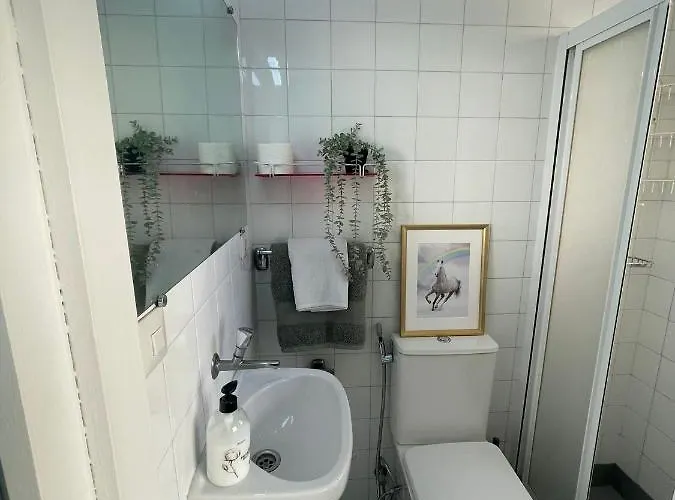 Gay Séjour chez l'habitant